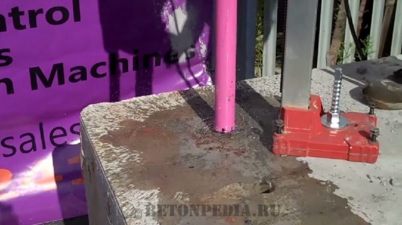 Установка для механического разрушение бетона